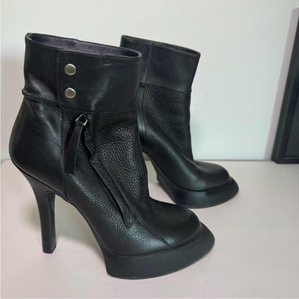 Camilla Skovgaard Heels 39 NEW